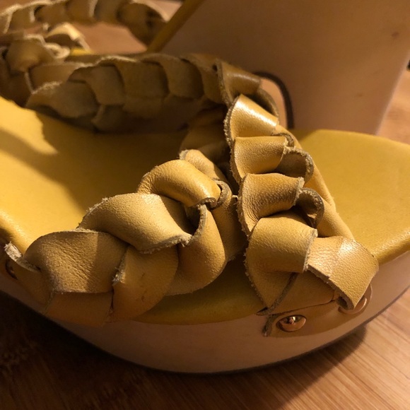 Gap Platform Heels Sandals Yellow Leather Wood Sole Size 9 - Picture 13 of 13